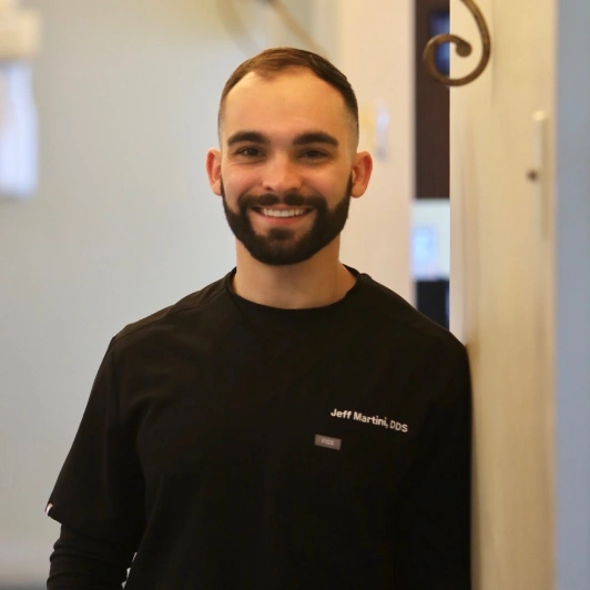 Dr Kevah Najibfard